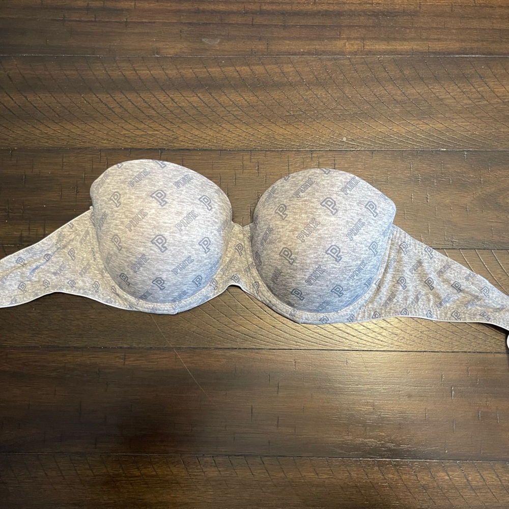 VS PINK Strapless Push Up Bra